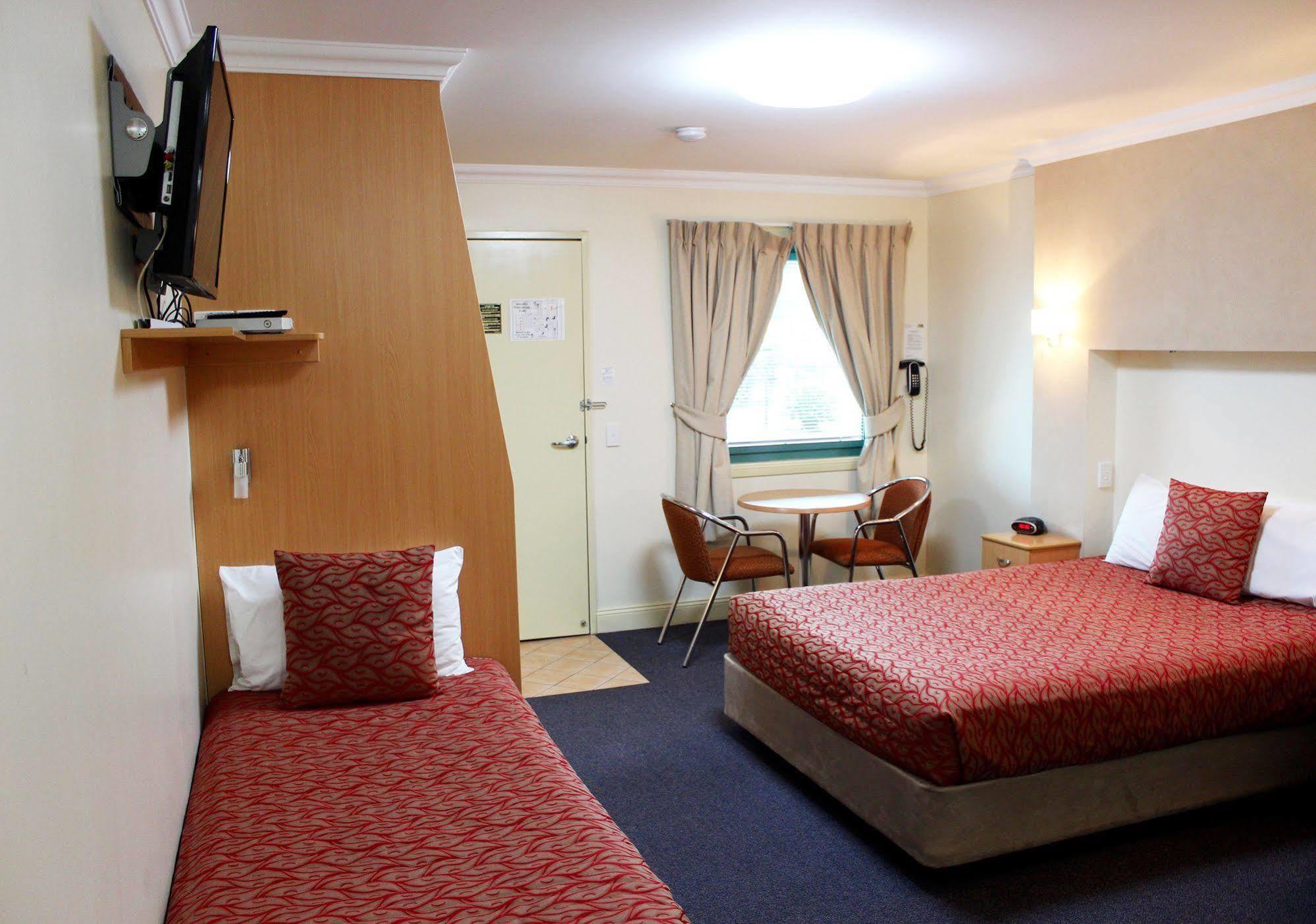 Carnarvon 4* Roma